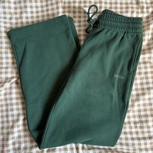 Aritzia Campus Green Boyfriend Sweatpants